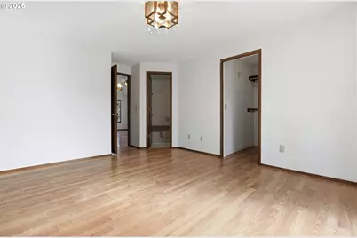 302 67th St, Springfield, OR 97478 - Photo 30