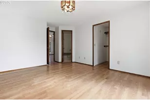 302 67th St, Springfield, OR 97478 - Photo 30