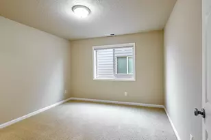 429 Turnberry Ave, Woodburn, OR 97071 - Photo 24