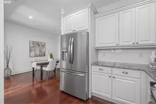 619 SW Foresta Ter, Portland, OR 97225 - Photo 18