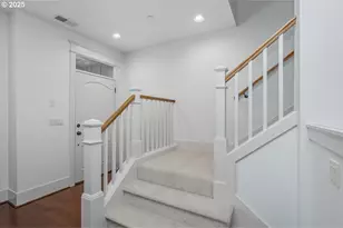 619 SW Foresta Ter, Portland, OR 97225 - Photo 4