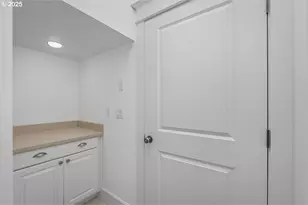 619 SW Foresta Ter, Portland, OR 97225 - Photo 34