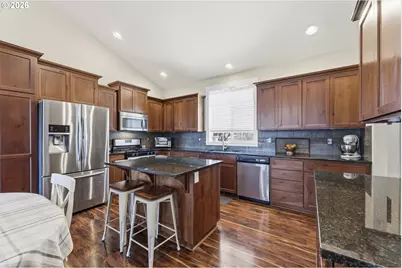 35640 Elk Meadows Dr, Saint Helens, OR 97051 - Photo 10