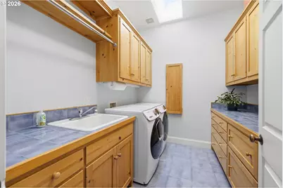 743 Club Way, Eugene, OR 97401 - Photo 20