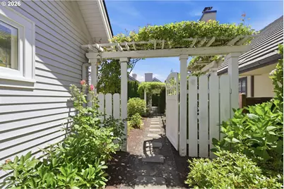 743 Club Way, Eugene, OR 97401 - Photo 42