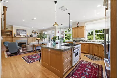 743 Club Way, Eugene, OR 97401 - Photo 2