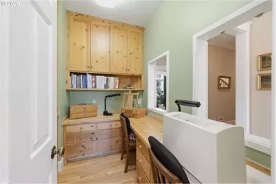 743 Club Way, Eugene, OR 97401 - Photo 22