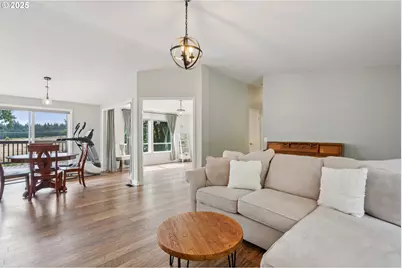 15601 Thayer Rd, Oregon City, OR 97045 - Photo 6