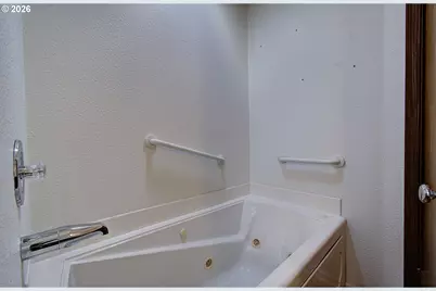 9305 NE 6th St, Vancouver, WA 98664 - Photo 24