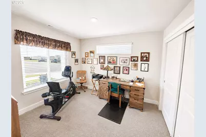 596 E Lauren Ave, Hermiston, OR 97838 - Photo 4