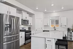 2673 26th Loop, Springfield, OR 97477 - Photo 6