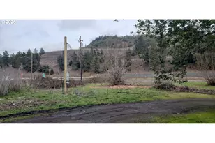 9643 Old Hwy 99, Dillard, OR 97432 - Photo 4