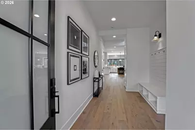 4780 SW Pendleton St, Portland, OR 97221 - Photo 2