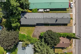 12011 SE Market St, Portland, OR 97216 - Photo 2