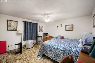 12011 SE Market St, Portland, OR 97216 - Photo 30