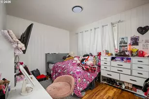 12011 SE Market St, Portland, OR 97216 - Photo 22