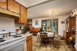 12011 SE Market St, Portland, OR 97216 - Photo 28