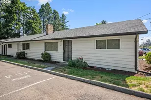 12011 SE Market St, Portland, OR 97216 - Photo 4