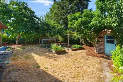 9568 N Ivanhoe St, Portland, OR 97203 - Photo 28