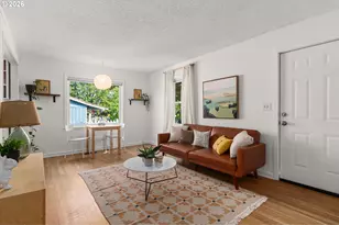 9568 N Ivanhoe St, Portland, OR 97203 - Photo 8