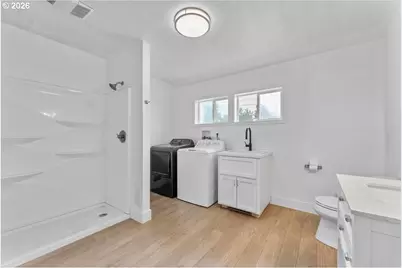 590 N Pershing St, Mount Angel, OR 97362 - Photo 8