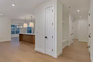 154 E Airedale Ave, La Center, WA 98629 - Photo 8