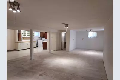 10329 NE Brazee St, Portland, OR 97220 - Photo 26