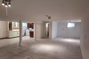 10329 NE Brazee St, Portland, OR 97220 - Photo 26