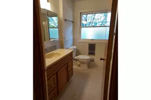 10329 NE Brazee St, Portland, OR 97220 - Photo 14