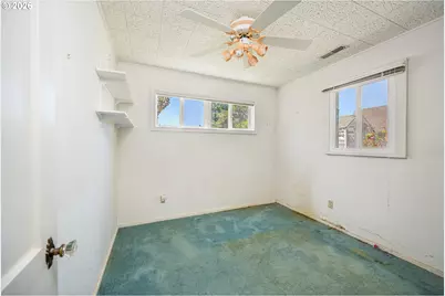 39565 McKenzie Hwy, Springfield, OR 97478 - Photo 12