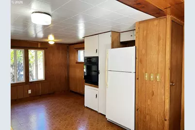 85141 Cedar Dr, Florence, OR 97439 - Photo 16