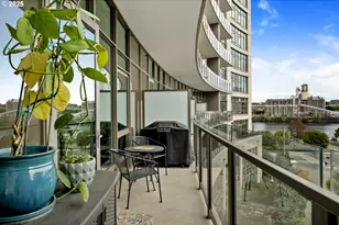 949 NW Overton St, Portland, OR 97209 - Photo 24