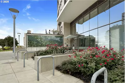 949 NW Overton St #605, Portland, OR 97209 - Photo 1