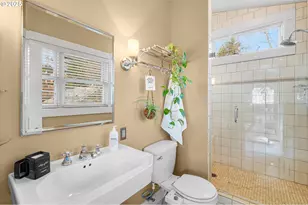 2532 NE 49th Ave, Portland, OR 97213 - Photo 24