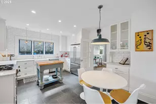 2532 NE 49th Ave, Portland, OR 97213 - Photo 8