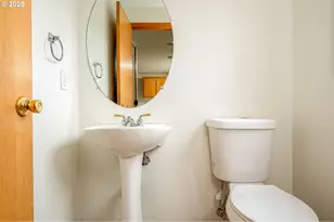 18254 SW Smokette Ln, Beaverton, OR 97003 - Photo 32