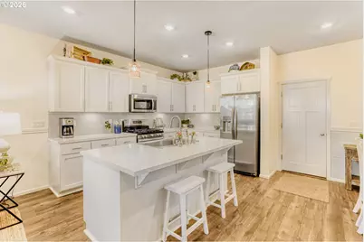 1998 NW Wessex St, McMinnville, OR 97128 - Photo 8