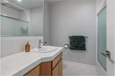1924 SE Sherrett St, Portland, OR 97202 - Photo 12