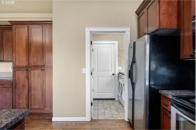 4964 Periwinkle Dr, Salem, OR 97317 - Photo 18