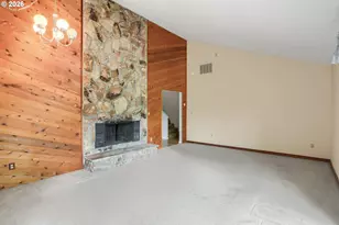 826 NE Hood St, Hillsboro, OR 97124 - Photo 12