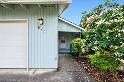 826 NE Hood St, Hillsboro, OR 97124 - Photo 2