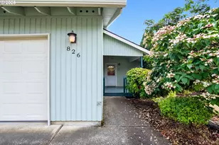826 NE Hood St, Hillsboro, OR 97124 - Photo 2