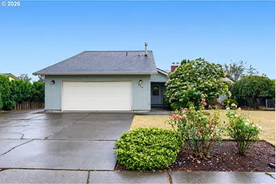 826 NE Hood St, Hillsboro, OR 97124 - Photo 1