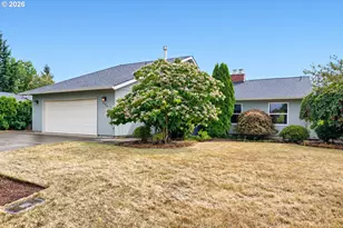 826 NE Hood St, Hillsboro, OR 97124 - Photo 28