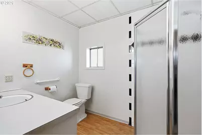 3503 Ehrck Hill Dr, Hood River, OR 97031 - Photo 22