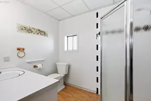 3503 Ehrck Hill Dr, Hood River, OR 97031 - Photo 22