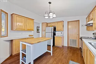 17621 NW Shady Fir Loop Loop, Beaverton, OR 97006 - Photo 8