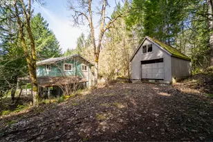 23939 Raze Rd, Elmira, OR 97437 - Photo 2