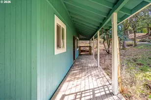 23939 Raze Rd, Elmira, OR 97437 - Photo 30