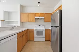 17376 SW Biles Ln, Beaverton, OR 97003 - Photo 10